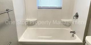 Beautiful 3 Bedroom 1 Bathroom Home in Kansas City! Gallery 18