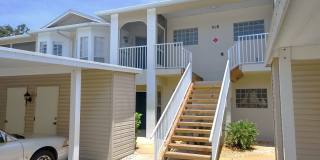 Annual Furnished - Attractive 2 Bedroom 2 Bathroom Plus a Den Condo with 2nd floor Reserve View! Gallery 1