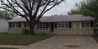 Huge Updated 4 Bedroom/2 Bath/2 Living Room House close to TTU - Available AUGUST Gallery 1