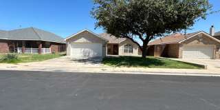 Beautiful Home in Plantation Oaks Gallery 1