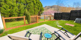 Black Mountain Townhome Gallery 14