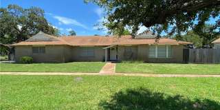 536 W Yoakum Avenue Gallery 1