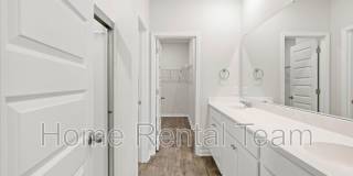 142 Bottlebrush Drive Gallery 27