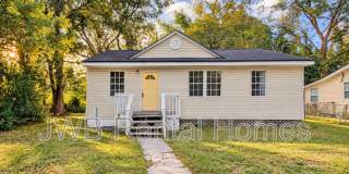 3137 1st St W Gallery 1