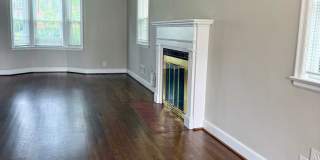 Beautifully Renovated 2 Bedroom, 1 Bath Duplex in Southwest Roanoke City Beautifully Renovated 2 Bedroom, 1 Bath Duplex in Southwest Roanoke City Gallery 6