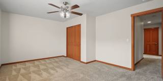 4BR, 2.5 Bath + Loft DuPont Home Gallery 24