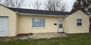 East Side Large 3 Bedroom Single  Family Home Gallery 1