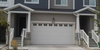 Beautiful townhome in Lehi Gallery 1