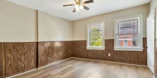 2231 Flora Street Gallery 16