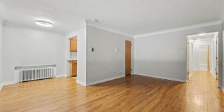 Bright Updated 2-Bed Condo with Vintage Charm Near Wash Park & Cherry Creek Gallery 18