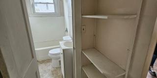 Lower one bedroom unit on east side Gallery 8