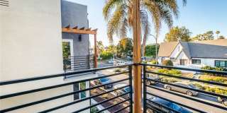 5022 Pickford Street Gallery 30