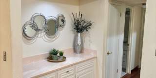 2 Bedroom, 2 Bath Condo Gallery 12