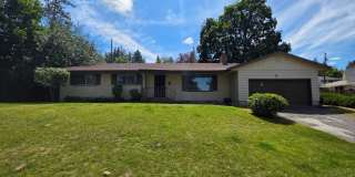 Wonderful Home on the south hill Gallery 1