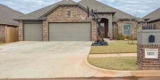 Spacious 4-Bedroom Home in Moore! Gallery 1