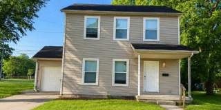 For Rent - Four-Bedroom Two-Bathroom Home Available NOW! Gallery 1