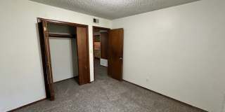 Charming 2 Bed, 1 Bath Near OU Campus Gallery 7