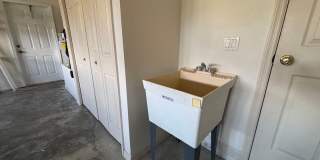 3BR Waterfront Home. Private Dock, Spacious Patio & Double Garage. Gallery 28