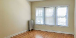 1825-39 W Foster / 5131-37 N Wolcott Gallery 5
