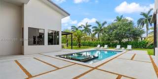 14930 SW 16th Ct Gallery 40