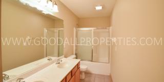 Spacious 4-Bedroom Johnston Home with 3-Car Garage Gallery 23