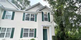 3 Bedroom 2.5 Bathroom End Unit Townhome in Wysteria Place of West Ashley! Gallery 1