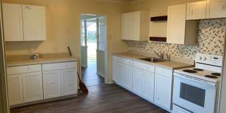 Cute 3 Bedroom 1 Bath Home Gallery 4