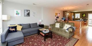 Three Bed Manayunk Townhome Gallery 1