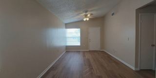 ***$500 off First Month*** 2 Bedroom / 2 Bathroom Duplex Gallery 5