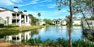 Furnished/Updated 1 Bed/1 Bath Condo- Close to Sullivan's Island Gallery 1