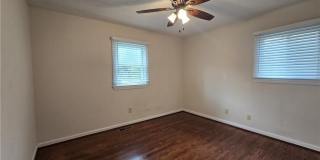 3840 South Plaza Trail Gallery 10