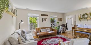 1435 CROFTON Parkway Gallery 4
