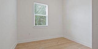 418 N C St Gallery 5
