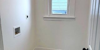 359 S 20Th St Gallery 9