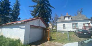 Cheney-Perfect setup for group living—6 bedrooms, 2 kitchens, and plenty of space near campus. Off street parking Gallery 5