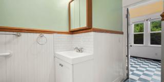 Bright 3 Bed | 2 Bath Home in Renton – 1,000 Sq Ft Gallery 19