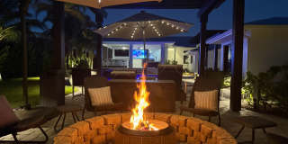 ** LUXURY AT ITS FINEST ** STUNNING TOP TO BOTTOM THIS 4 BED-5 BATH SINGLE FAMILY POOL AND SPA HOME IN COQUINA SANDS FOR A SEASONAL OR ANNUAL TENANT ** Gallery 4