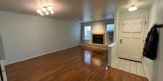 Retro 2 bedroom 1523 Hood Rd Unit C Gallery 1