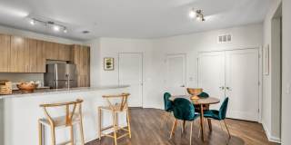 400 North Gallery 43