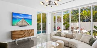 1504 Ne 6th St Gallery 52