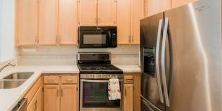 Beautiful 2 Bed, 2.5 Bath Two-Story Townhome in Belsera Gallery 10