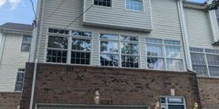 200 Burnett Ave Gallery 1