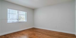 1011 Bay Dr Gallery 11