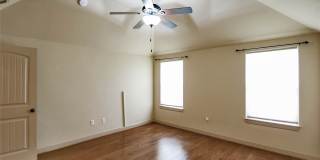 202 Captains Court Gallery 23