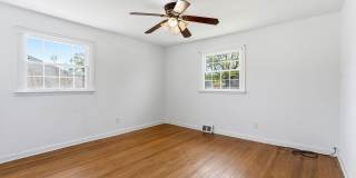 411 CHAPEL AVE E Gallery 19