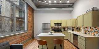 521 S 7th Street Gallery 3