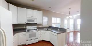 7236 Rock Island Road Gallery 5