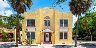 325 Ohio Place Gallery 1