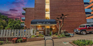 Location!! Updated 1 bedroom Gem on Pearl St. in Govenor's Park! Gallery 19
