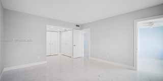 18601 NE 14th Ave Gallery 22